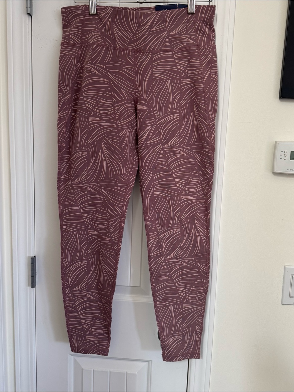 Hyba Printed Sculptor Leggings in Mauve Pink - NWT